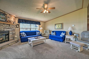 Houghton Lake House with Fire Pit - 2 Mi to Trails!